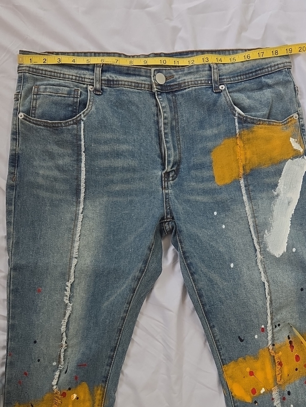 Men's Jeans Paint Splatters & Marks On Front And Back With Slight Fringe On Legs - Picture 2 of 13